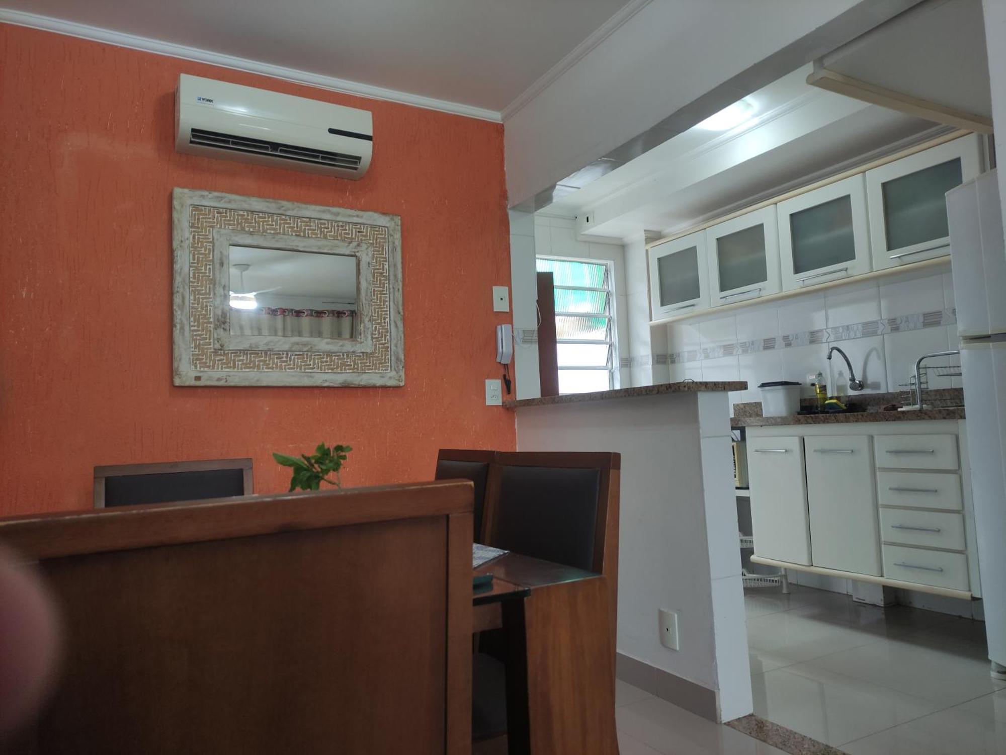 Prox Praias Tombo E Asturias- 2 Quartos Com Ar Condicionado- Quintal Com Churrasqueira Apartamento